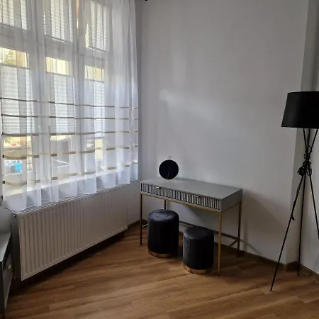 Apartment Green Studio